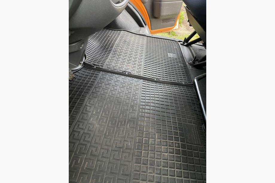 Fiat Ducato 1995–2006 Gumené rohože do interiéru (2 ks, Polytep) Image