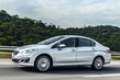 Recenzia kompaktného sedanu Peugeot 408 fotografia 9