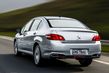 Recenzia kompaktného sedanu Peugeot 408 fotografia 4