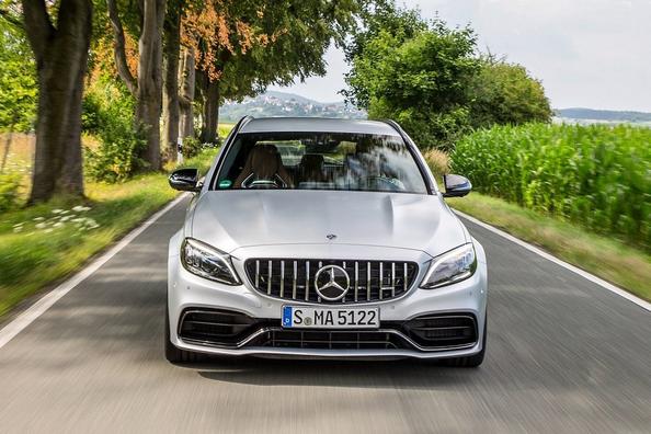 Recenzia kombi Mercedes-Benz C-Class Estate