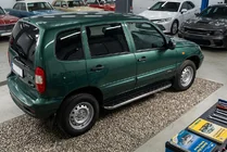 Chevrolet Niva 1998–2020 Bočné nášľapy Maydos V1 (2 ks, hliník) fotografia 1
