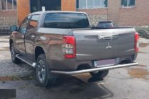 Mitsubishi L200 2015–2024 Zadný ochranný rám AK005 (nerez) fotografia 2