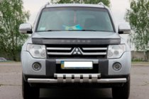 Mitsubishi Pajero Wagon IV 2006–2021 Predný ochranný rám ST015-13 (nerez) fotografia 1