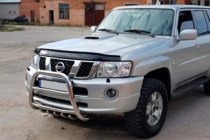 Nissan Patrol Y61 1997–2011 Kengurín QT007 (nerezová oceľ) fotografia 2