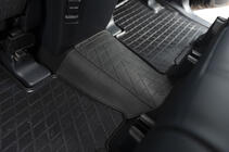 Toyota Land Cruiser Prado 150 2009–2023 Zadný tunelový koberček (Stingray Premium) fotografia 3