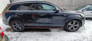 Audi Q7 2005–2015 Bočné prahy Maya Red (2 ks., hliník) fotografia 3