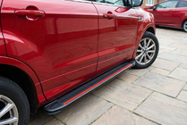 Ford Kuga/Escape 2013–2019 Bočné nášľapy Maya Red (2 ks., hliník) fotografia 1