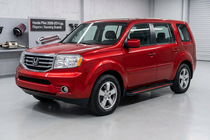 Honda Pilot 2008–2015 Bočné prahy Maya Red (2 ks., hliník) fotografia 1