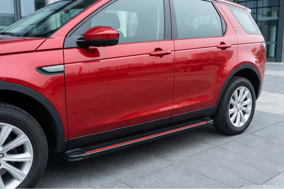 Land Rover Discovery Sport 2014– Bočné nášľapy Maya Red (2 ks., hliník) Image
