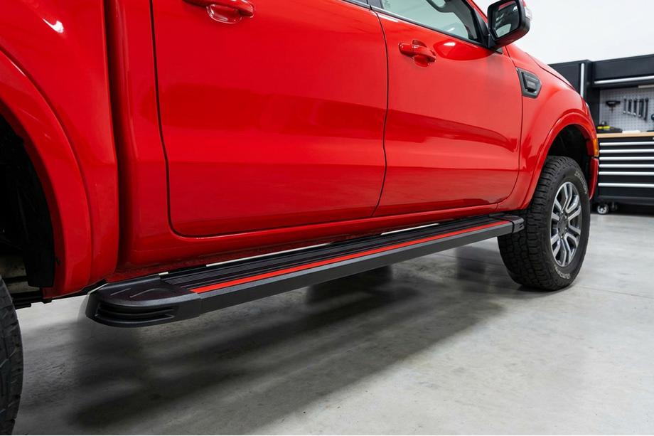 Mazda BT-50 2007–2012 Bočné prahy Maya Red (2 ks., hliník) Image