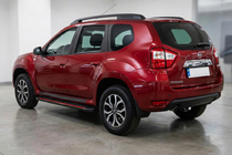 Nissan Terrano 2014– Bočné prahy Maya Red (2 ks., hliník) fotografia 1