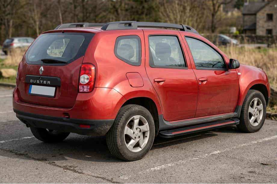 Renault Duster 2008–2017 Bočné prahy Maya Red (2 ks., hliník) Image