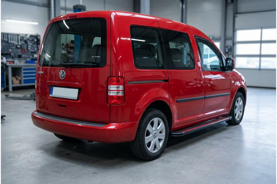 Volkswagen Caddy 2004–2010 Bočné prahy Maya Red (2 ks., hliník) Maxi rázvor Image