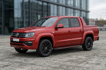 Volkswagen Amarok 2010–2022 Bočné nášľapy Maya Red-Black (2 ks, hliník) fotografia 1