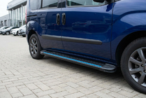 Fiat Doblo II 2010–2022 Bočné nášľapy Maya Blue (2 ks, hliník) fotografia 1