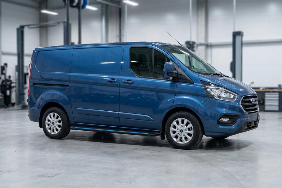 Ford Custom 2013–2022 Bočné nášľapy Maya Blue (2 ks, hliník) Dlhý rázvor Image