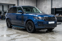 Range Rover IV L405 2013–2021 Bočné nášľapy Maya Blue (2 ks, hliník) fotografia 1