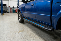 Mazda BT-50 2007–2012 Bočné nášľapy Maya Blue (2 ks, hliník) fotografia 1