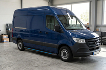 Mercedes Sprinter W907/W910 2018– Bočné nášľapy Maya Blue (2 ks, hliník) fotografia 1