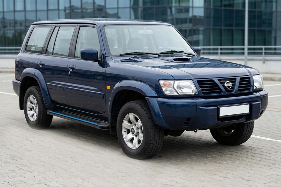 Nissan Patrol Y61 1997–2011 Bočné nášľapy Maya Blue (2 ks, hliník) Fotografia 1