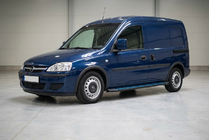 Opel Combo 2002–2012 Bočné nášľapy Maya Blue (2 ks, hliník) fotografia 1