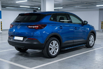 Opel Grandland X 2017– Bočné nášľapy Maya Blue (2 ks, hliník) fotografia 1