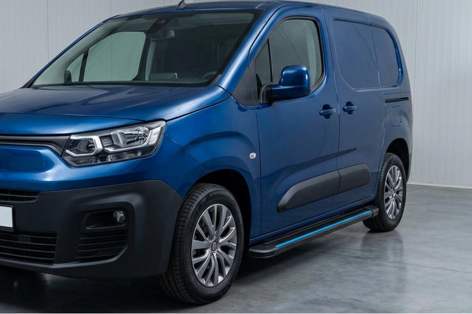 Peugeot Partner/Rifter 2019– Bočné nášľapy Maya Blue (2 ks, hliník) Image