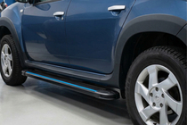 Renault Duster 2008–2017 Bočné nášľapy Maya Blue (2 ks, hliník) fotografia 1