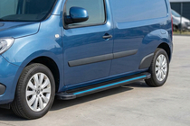 Renault Kangoo 2008–2020 Bočné nášľapy Maya Blue (2 ks, hliník) Dlhý rázvor fotografia 1