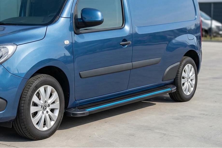 Renault Kangoo 2008–2020 Bočné nášľapy Maya Blue (2 ks, hliník) Dlhý rázvor Image