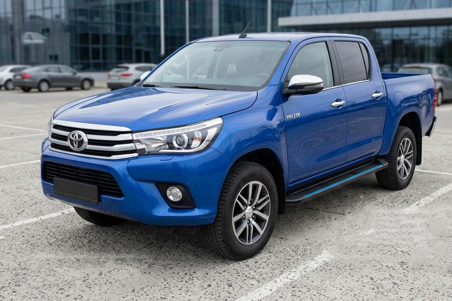 Toyota Hilux 2015– Bočné nášľapy Maya Blue (2 ks, hliník) Image