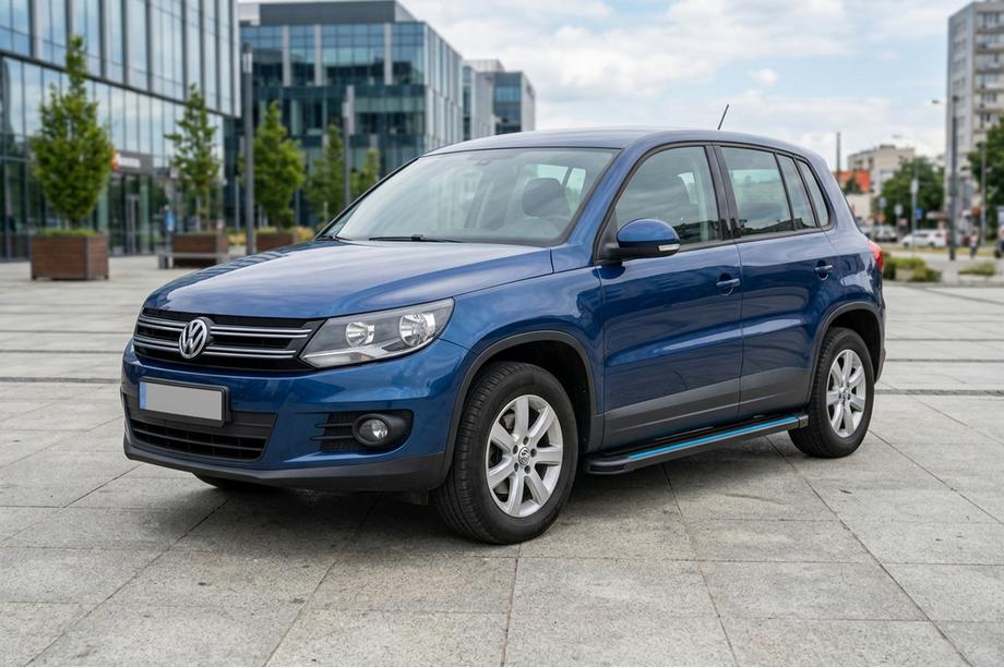 Volkswagen Tiguan 2007–2016 Bočné nášľapy Maya Blue (2 ks, hliník) Image