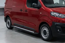 Citroen SpaceTourer 2016– Bočné nášľapy Vision New Black (2 ks, hliník) fotografia 1