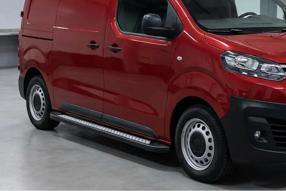 Citroen SpaceTourer 2016– Bočné nášľapy Vision New Black (2 ks, hliník) Image