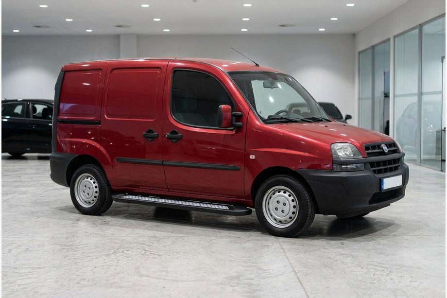 Fiat Doblo I 2001–2005 Bočné nášľapy New Vision Black (2 ks, hliník) Fotografia 1