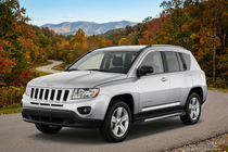 Jeep Compass 2006–2016 Bočné nášľapy New Vision Black (2 ks, hliník) fotografia 1
