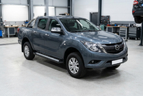 Mazda BT-50 2012– Bočné nášľapy New Vision Black (2 ks, hliník) fotografia 1
