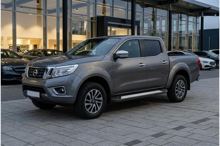 Nissan Navara/NP300 2016– Bočné nášľapy New Vision Black (2 ks, hliník) Image