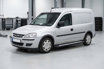 Opel Combo 2002–2012 Bočné nášľapy New Vision Black (2 ks, hliník) fotografia 1