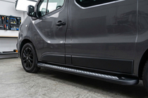 Opel Vivaro 2015–2019 Bočné nášľapy New Vision Black (2 ks, hliník) Dlhý rázvor fotografia 1