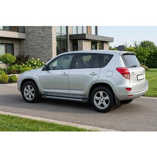 Bočné nášľapy New Vision Black (2 ks, hliník) Toyota Rav 4 2006–2013 fotografia 1
