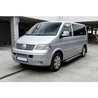 Bočné nášľapy New Vision Black (2 ks, hliník) Volkswagen T5 Multivan 2003–2010 fotografia 1
