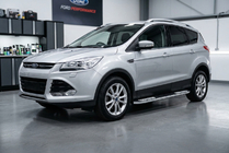 Ford Kuga/Escape 2013–2019 Bočné nášľapy Tayga V2 (2 ks, hliník) fotografia 1