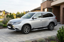 Mitsubishi Outlander 2012–2021 Bočné nášľapy Tayga V2 (2 ks, hliník) fotografia 1