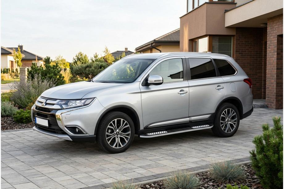Mitsubishi Outlander 2012–2021 Bočné nášľapy Tayga V2 (2 ks, hliník) Image