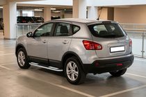 Nissan Qashqai 2007–2010 Bočné nášľapy Tayga V2 (2 ks, hliník) fotografia 1