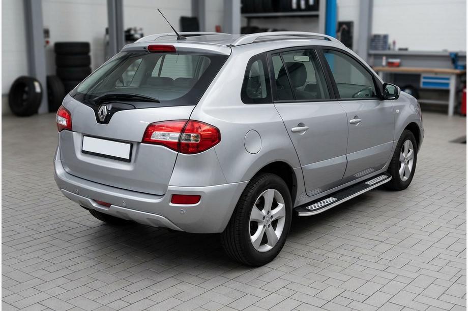 Renault Koleos 2008–2016 Bočné nášľapy Tayga V2 (2 ks, hliník) Fotografia 1