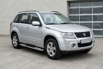 Suzuki Grand Vitara 2005–2017 Bočné nášľapy Tayga V2 (2 ks, hliník) fotografia 1
