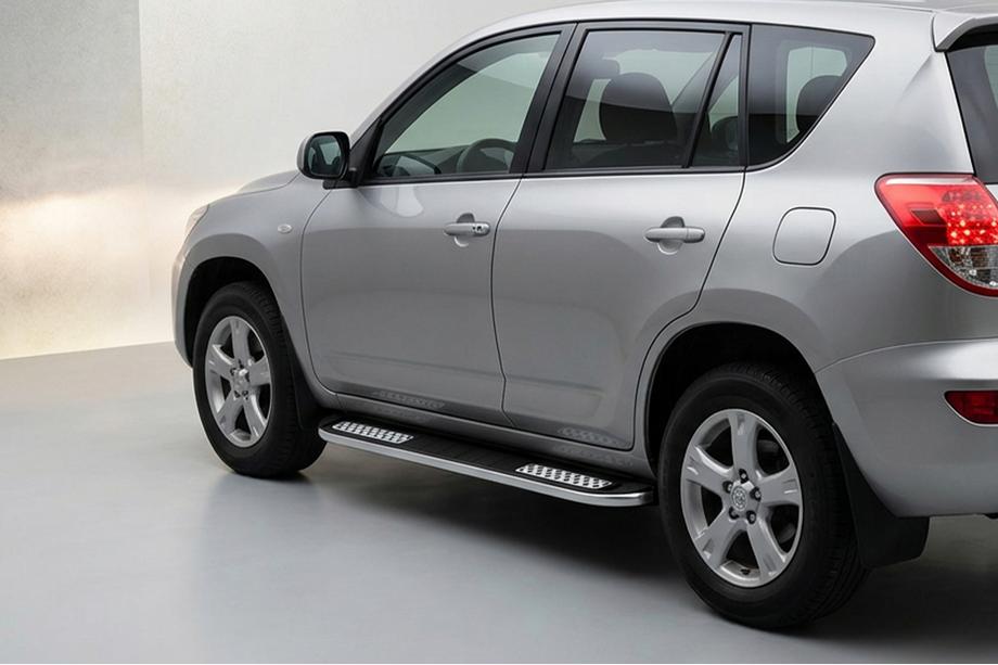 Toyota Rav 4 2006–2013 Bočné nášľapy Tayga V2 (2 ks, hliník) Image