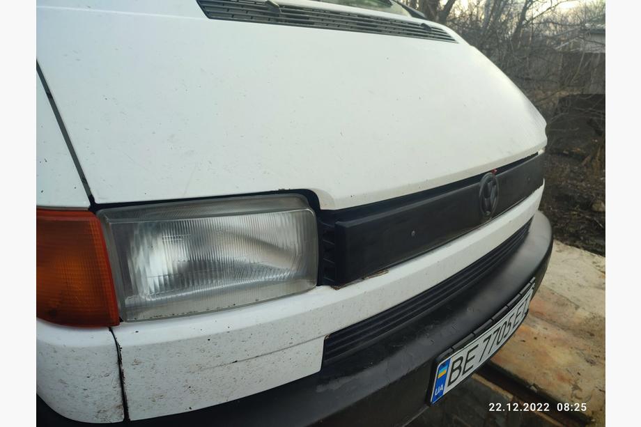 Volkswagen T4 Transporter 1990–2003 Zimný horný kryt masky chladiča Lesklý pre rovné čelo (Flat Front) Fotografia 5